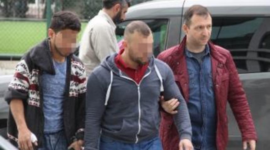 Bı&ccedil;aklama Olayı Zanlısı Iraklı Kardeşlere G&ouml;zaltı