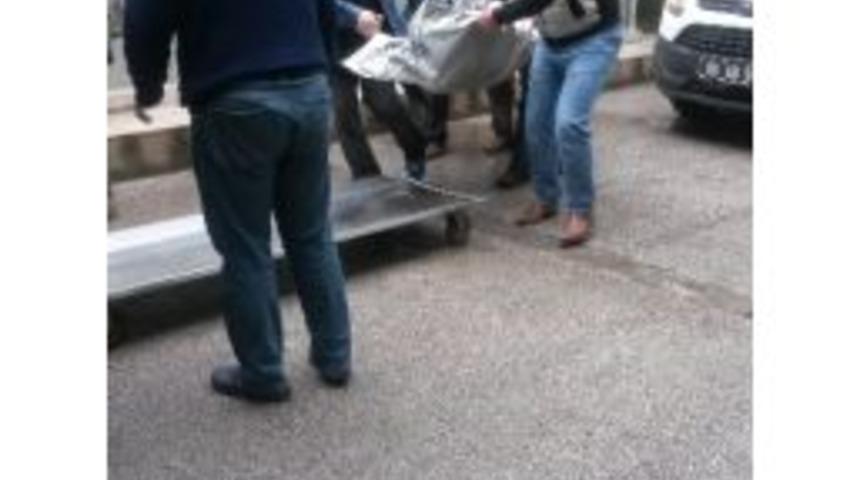 İntiharını "pencereye &Ccedil;ık" Dediği Kuaf&ouml;r Sevgilisine İzleten Gen&ccedil; Hayatını Kaybetti