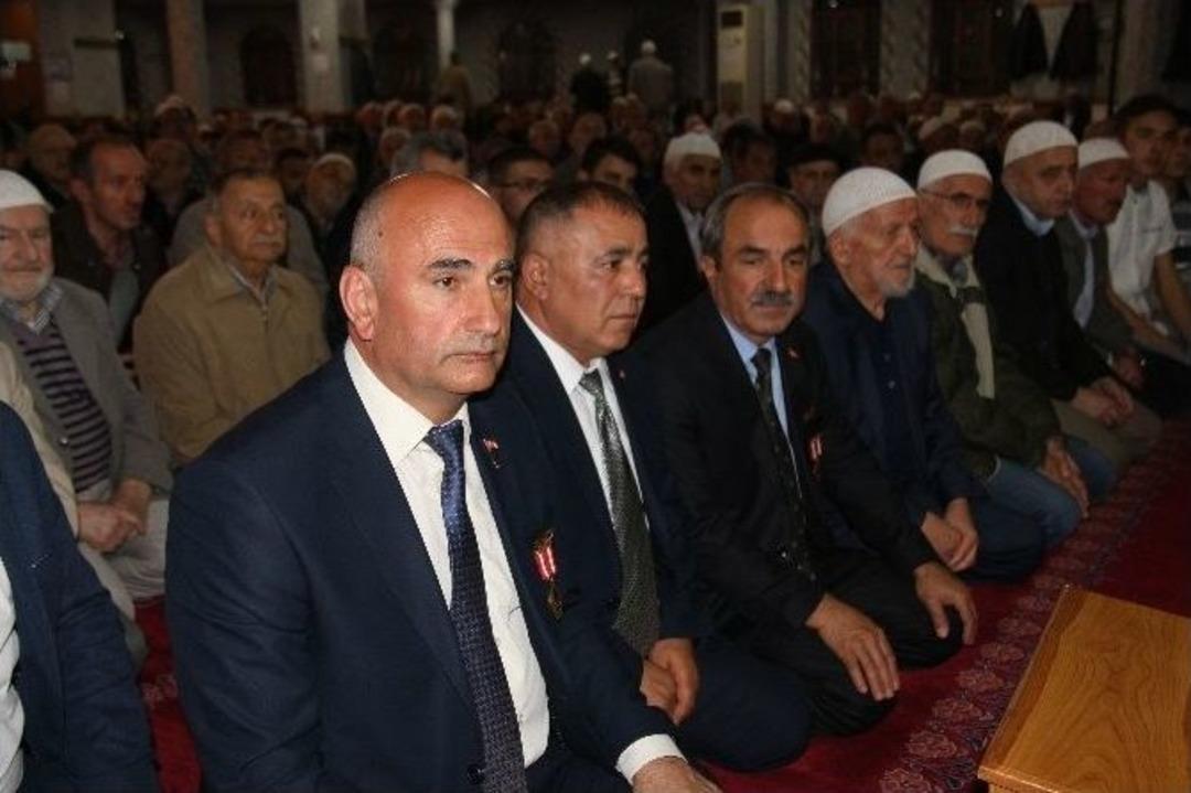 Şehit Ailelerinden Şehitler İ&ccedil;in Mevlit