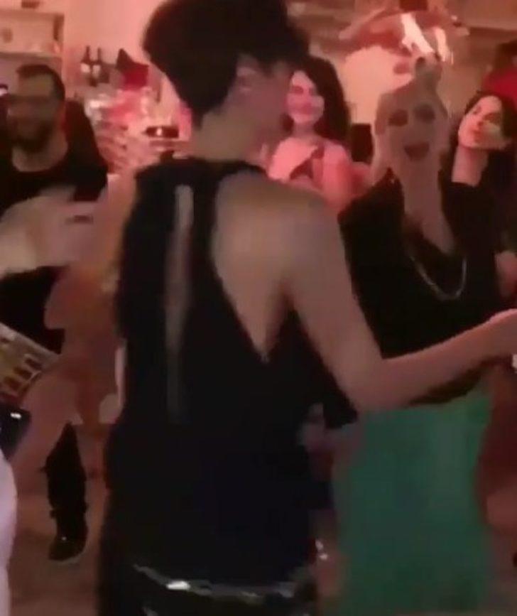 Ferhan Şensoy kına gecesi yaptı! Ünlü isimler akın etti G4