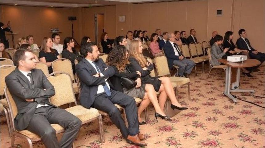 Marka Şehir İzmir&rsquo;de Tartışıldı