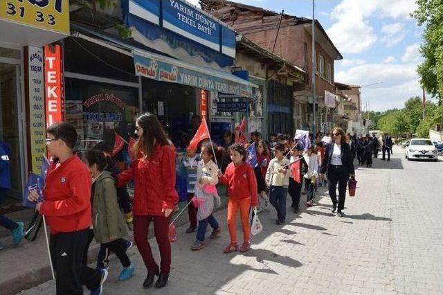 Malatya Final Okulları Öğrencileri Çiğdem Şenliğini Coşkuyla Kutladı