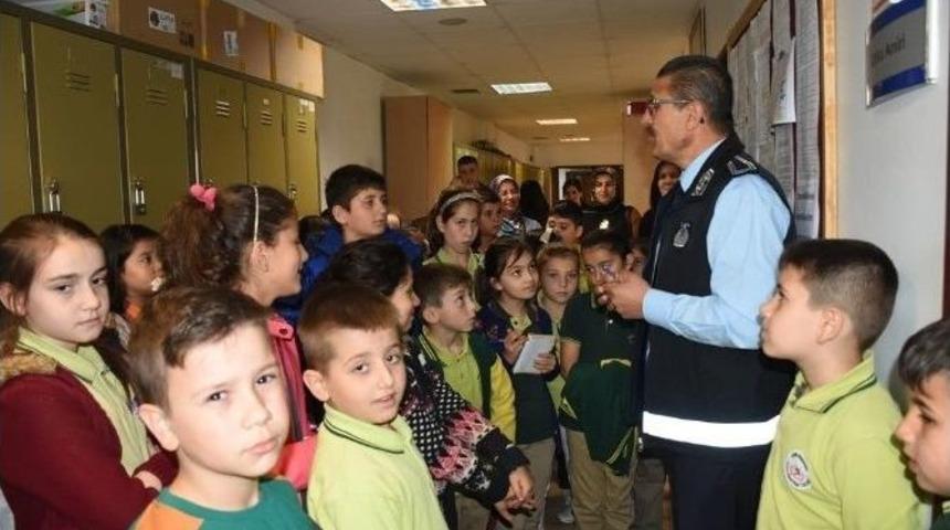 &Ouml;ğrencilerden Belediyeye Ziyaret