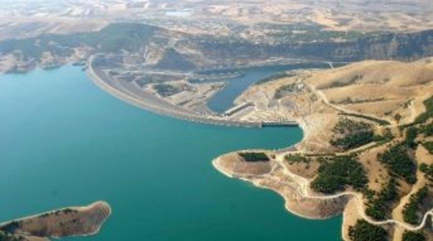 Atat&uuml;rk Barajı&rsquo;ndan &Uuml;lke Ekonomisine B&uuml;y&uuml;k Katkı