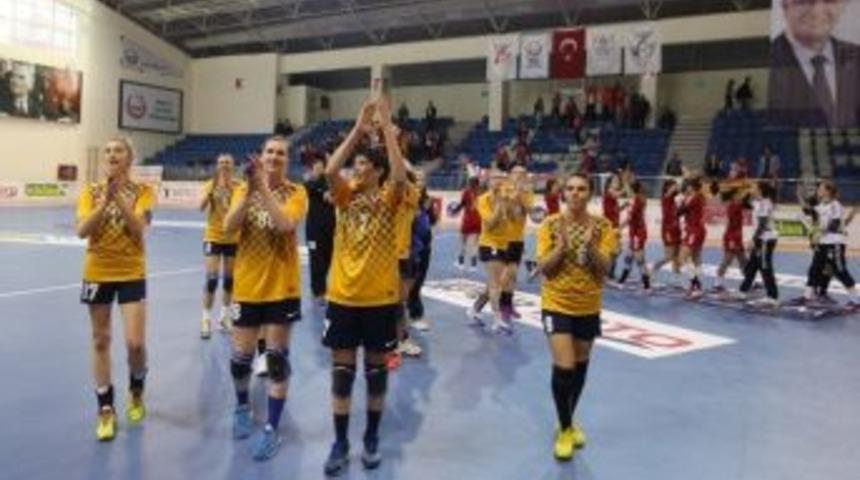 Yeliz Attı, Yenimahalle Avantajı Kaptı