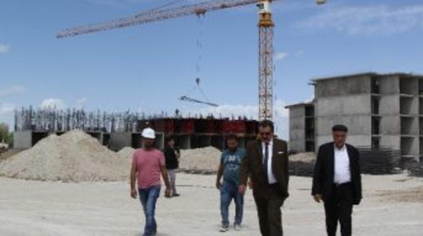 Cihanbeyli&rsquo;de Toki İnşaatı Devam Ediyor