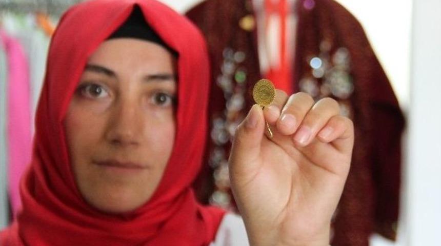 Altın Bulan Personelden &Ouml;rnek Davranış