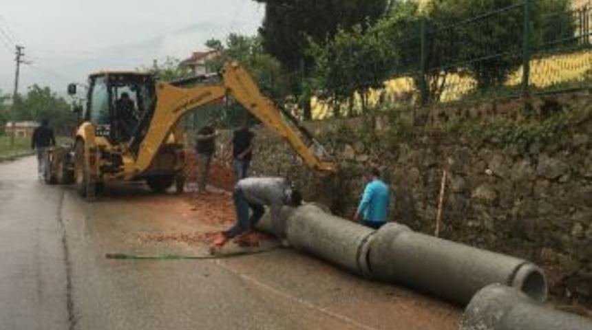 Kartepe Yağmursuyu Hatları Yenileniyor