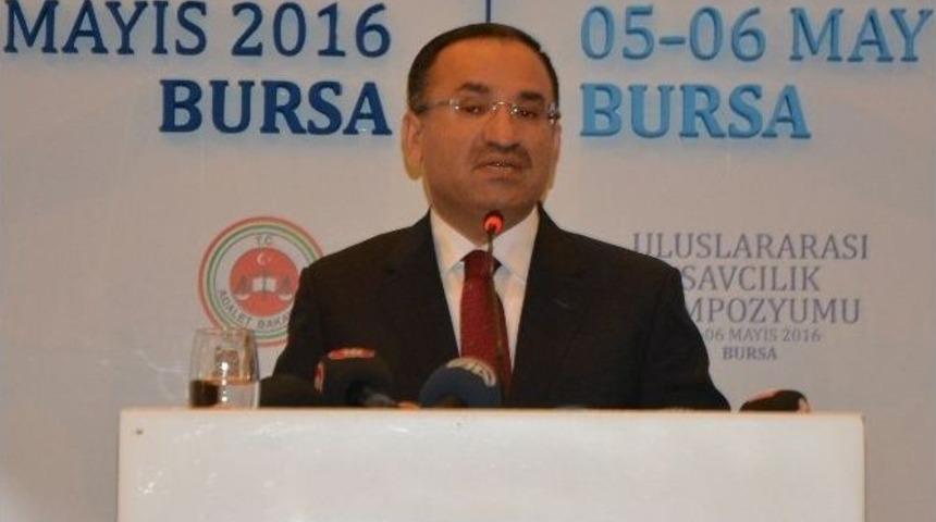 Adalet Bakanı Bekir Bozdağ: