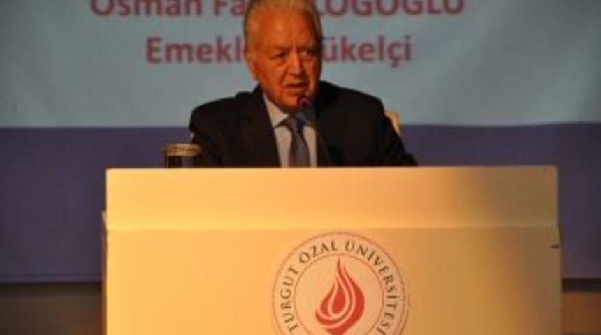 &Uuml;nl&uuml; Diplomattan &Ouml;ğrencilere: "mutlu Olacağınız Kariyeri Se&ccedil;in"