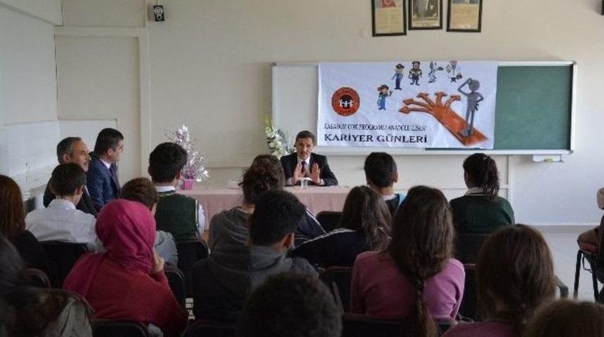Başkan Kaya, &Ouml;ğrencilerle Bir Araya Geldi