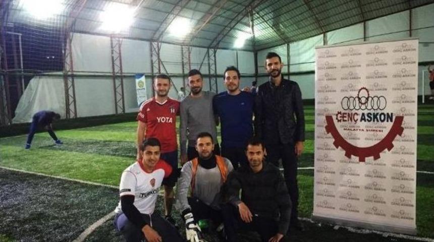Gen&ccedil; Stk&rsquo;lar, Halı Saha Futbol Turnuvasında Bir Araya Geldi