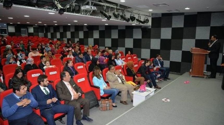 Bilecik&rsquo;te &rsquo;&rsquo;bilin&ccedil;li Aile Ve Dikkat Geliştirme Egzersizleri&rsquo;&rsquo; Konulu S&ouml;yleşi