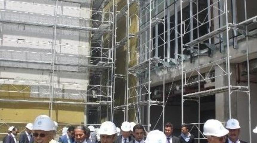 Protokol &Uuml;yeleri Kto Yeni Hizmet Binası İnşaatını İnceledi