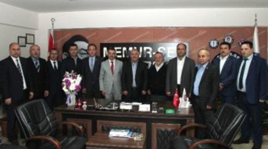 Memur-sen&rsquo;in 1 Mayıs Kutlaması Bursa&rsquo;da Takdir G&ouml;rd&uuml;