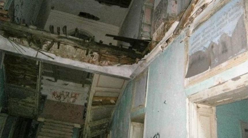 Tarihi Despot Evine Yıldırım D&uuml;şt&uuml;