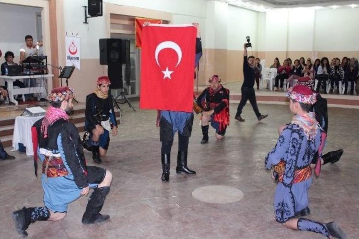 Nazilli&rsquo;de Alperenlerin T&uuml;rk Bayramı Gecesi B&uuml;y&uuml;k İlgi G&ouml;rd&uuml;