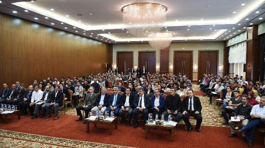 &lsquo;betonarme Temeller&rsquo; Anlatıldı