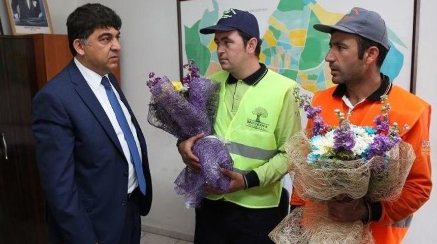 G&uuml;venlik Kameralarına Yansıyan Patlamadan Kurtulan İş&ccedil;iler, Olayı Anlattı