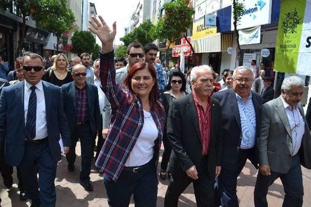 &Ccedil;er&ccedil;ioğlu, Nazilli&rsquo;de Fide Dağıttı 1