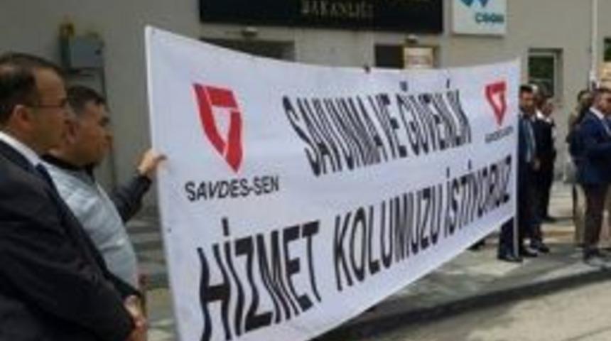 Savdes-sen&rsquo;den &Ccedil;alışma Ve Sosyal G&uuml;venlik Bakanlığı &Ouml;n&uuml;nde Basın A&ccedil;ıklaması
