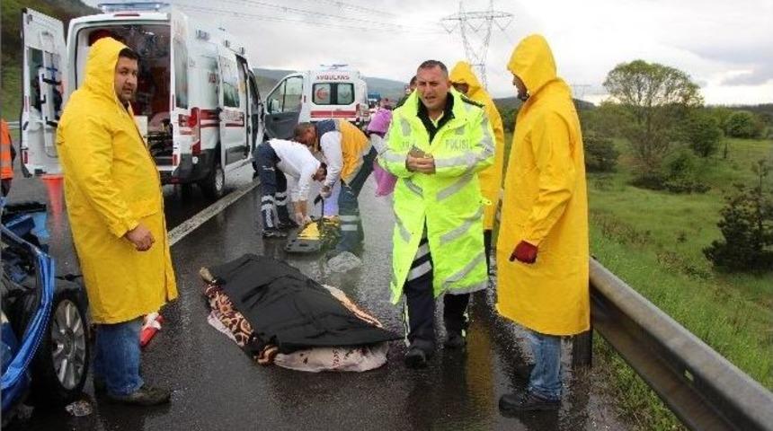 Bolu&rsquo;da Trafik Kazası: 1 &Ouml;l&uuml;, 1 Yaralı