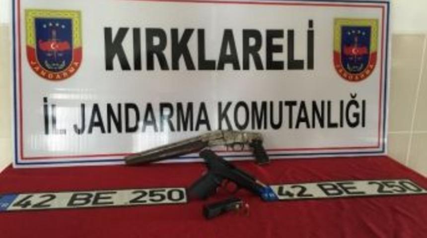 Kırklareli&rsquo;nde Silah Ka&ccedil;ak&ccedil;ılarına Operasyon
