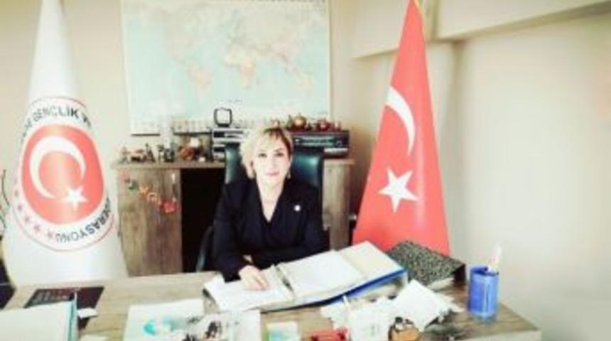 Bayraklı İl&ccedil;e Başkanı Emine Caner Oldu