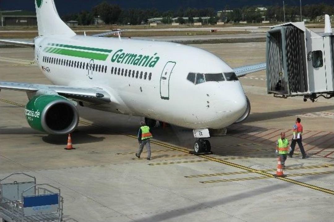 Sezonun İlk Turist Kafilesi &Ccedil;i&ccedil;eklerle Karşılandı