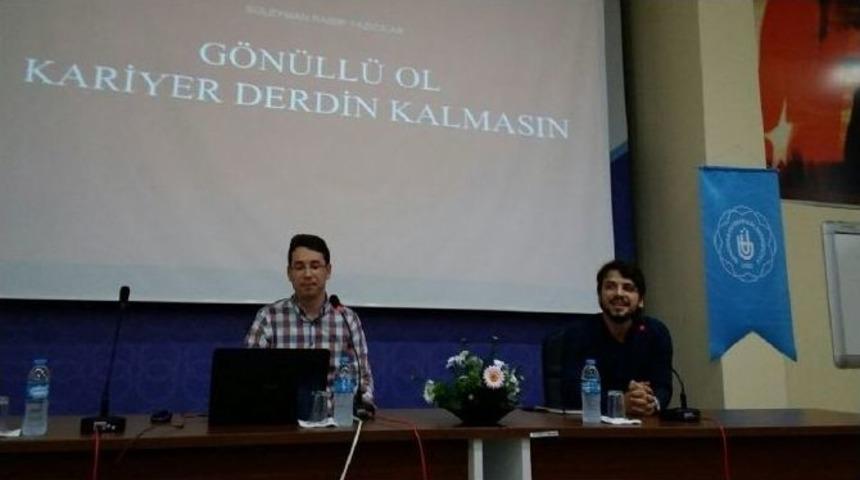 Bandırma&rsquo;da &rsquo;g&ouml;n&uuml;ll&uuml; Ol Kariyer Derdin Kalmasın&rsquo; Konferansı Yapıldı