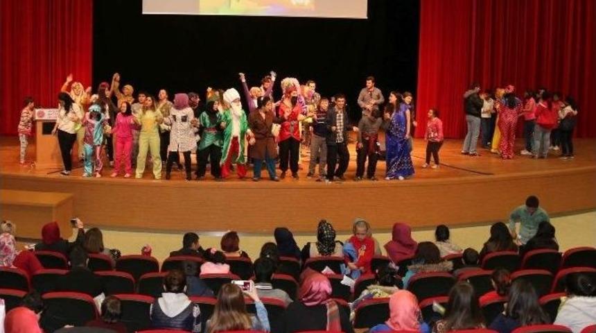&Ouml;zel &Ouml;ğrenciler U&ccedil;urtma Şenliğinde Doyasıya Eğlendi