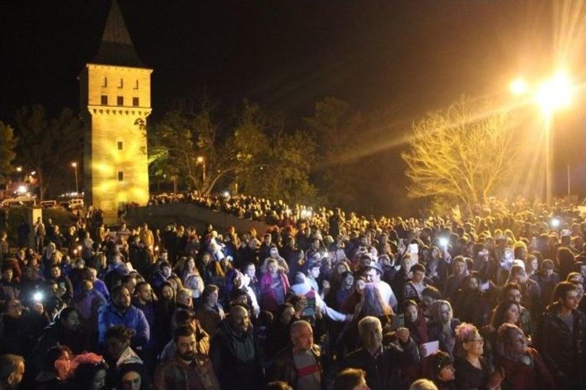 Babafingoyu G&ouml;rmek İ&ccedil;in Tunca&rsquo;ya Akın Ettiler