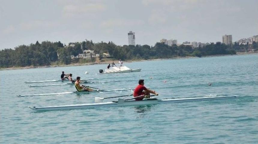 Adana&rsquo;da Okullararası Gen&ccedil;ler K&uuml;rek M&uuml;sabakaları Tamamlandı