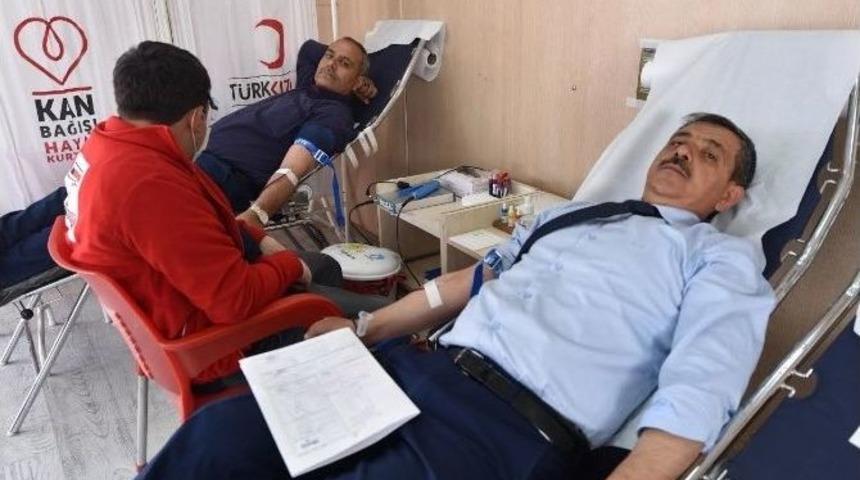 Ahlat&rsquo;ta Kan Bağışı Kampanyası