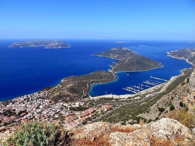Dünya Serbest Dalış Şampiyonası Kaş’ta Yapılacak 2