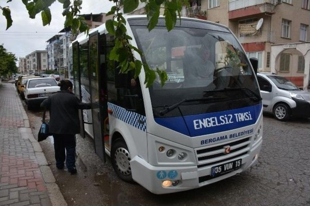 İzmir&rsquo;de Engelleri Ortadan Kaldıran Taksi