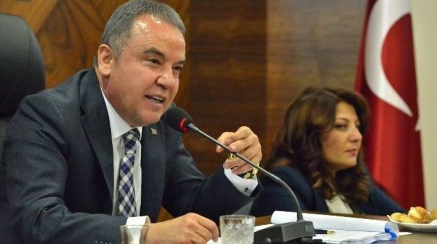 Konyaaltı&rsquo;na &ldquo;atat&uuml;rk&rdquo; Stadyumu
