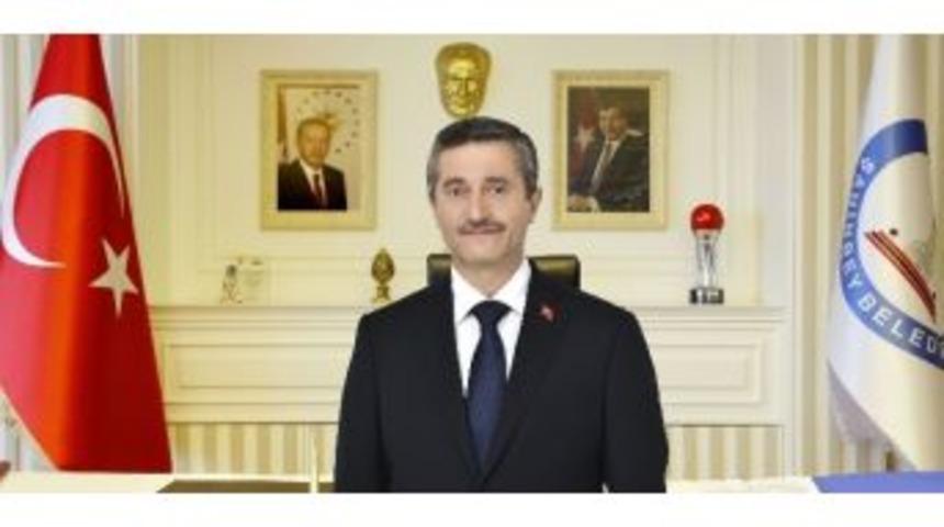 Başkan Mehmet Tahmazoğlu, Anneler G&uuml;n&uuml;n&uuml; Kutladı