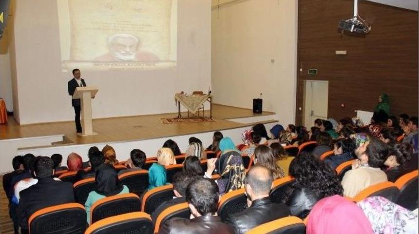 Trabzon&rsquo;da Necip Fazıl Kısak&uuml;rek&rsquo;i Anma Ve Anlama Programı Yapıldı