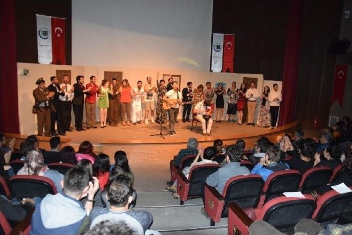 D&uuml;zce &Uuml;niversitesinde Bilim K&uuml;lt&uuml;r Ve Sanat G&uuml;nleri