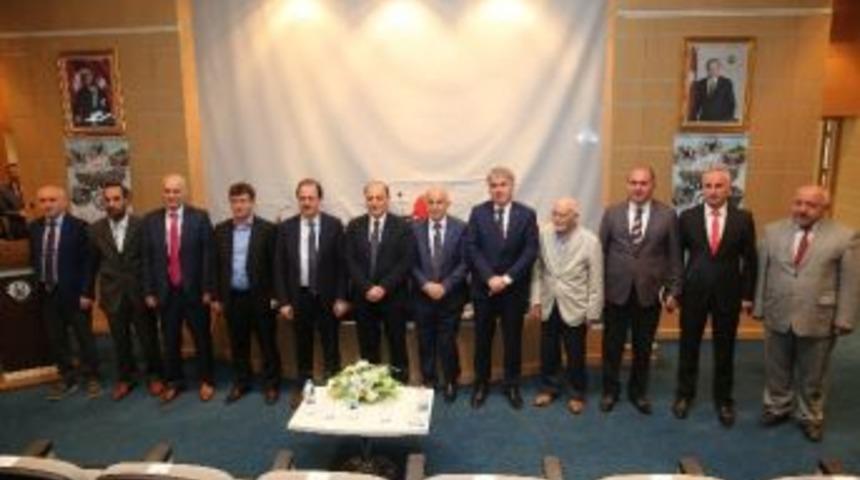Bayburt &Uuml;niversitesinde T&uuml;rkiye&rsquo;de K&uuml;lt&uuml;r Değişmeleri Konferansı