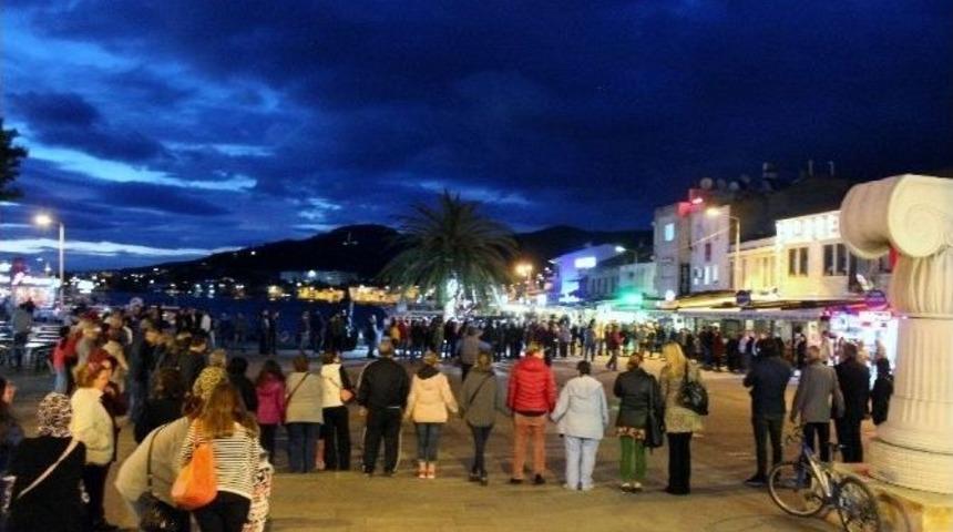 Fo&ccedil;a&rsquo;da "laikliğe Sahip &Ccedil;ık" Eylemi