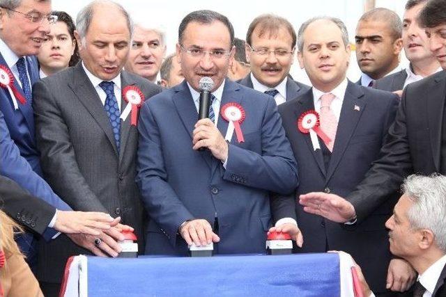 Bakan Bozdağ: 