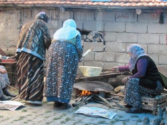 Kadınların Hayır Geleneği