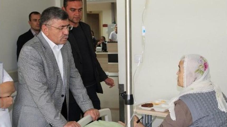 Niğde Belediye Başkanı Faruk Akdoğan&rsquo;dan Hasta Ziyareti