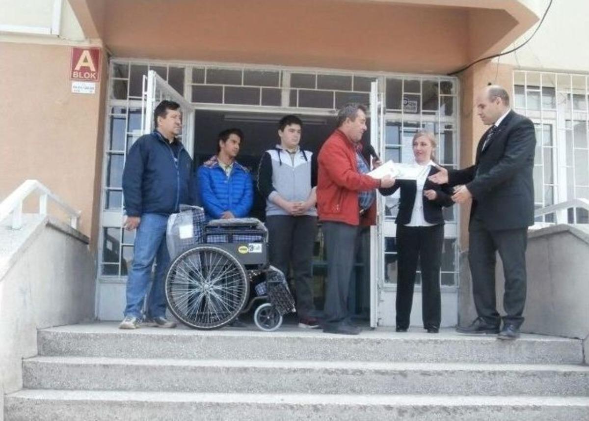 Bir Kapak Onun İ&ccedil;in Umut Oldu