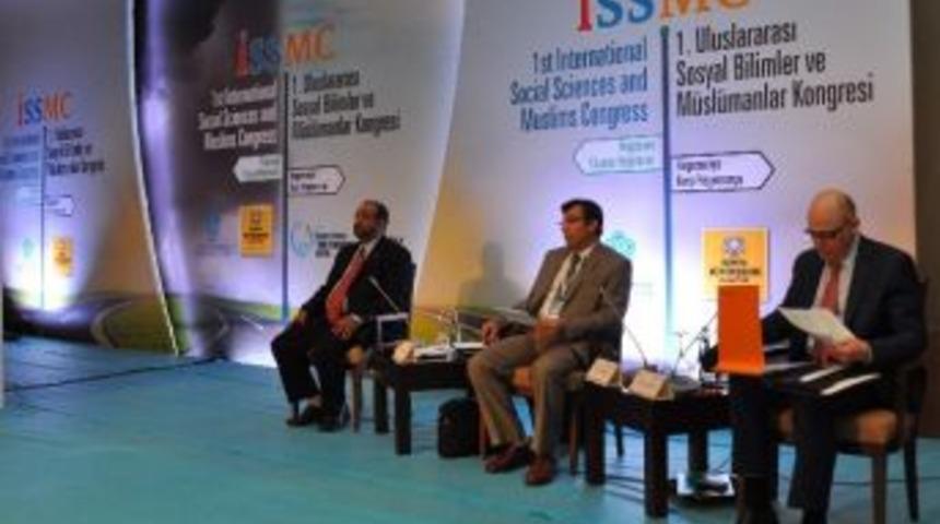 1.uluslararası Sosyal Bilimler Ve M&uuml;sl&uuml;manlar Kongresi Devam Ediyor