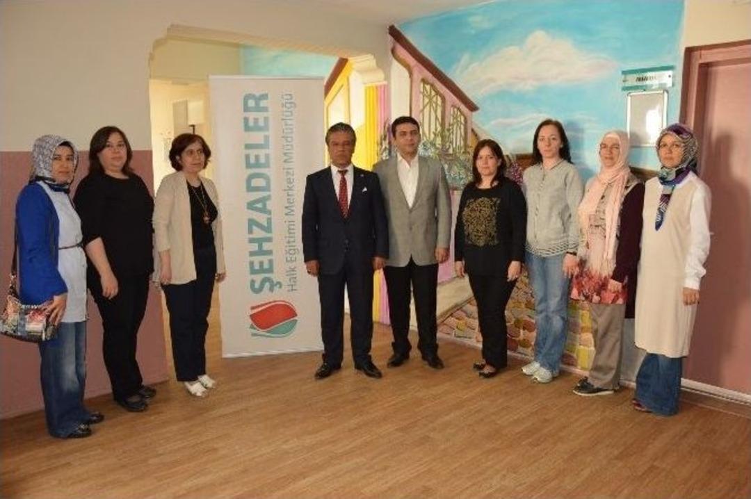 M&uuml;lteciler İ&ccedil;in T&uuml;rk&ccedil;e Kursları A&ccedil;ılacak