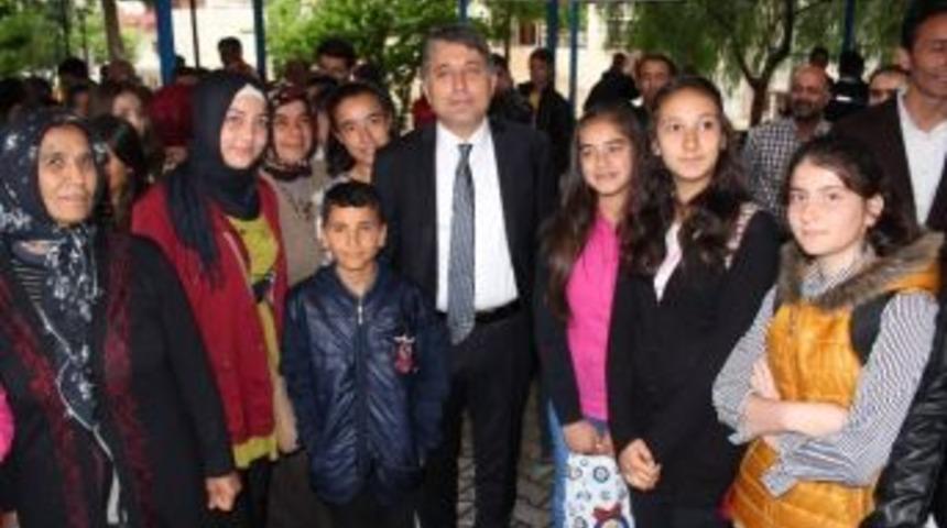 &Ouml;ğrencilerden Beyazid-i Bestami Hazretlerine Ziyaret