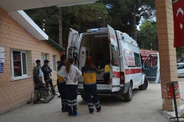 Kula’da Trafik Kazası: 1 Yaralı